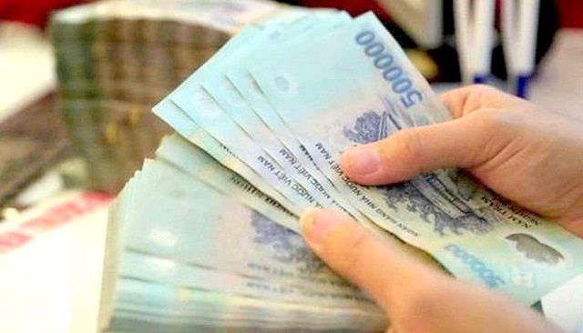 Một công ty tuyển trợ lý thạo 2 ngoại ngữ mà lương chỉ 7 triệu 1 tháng