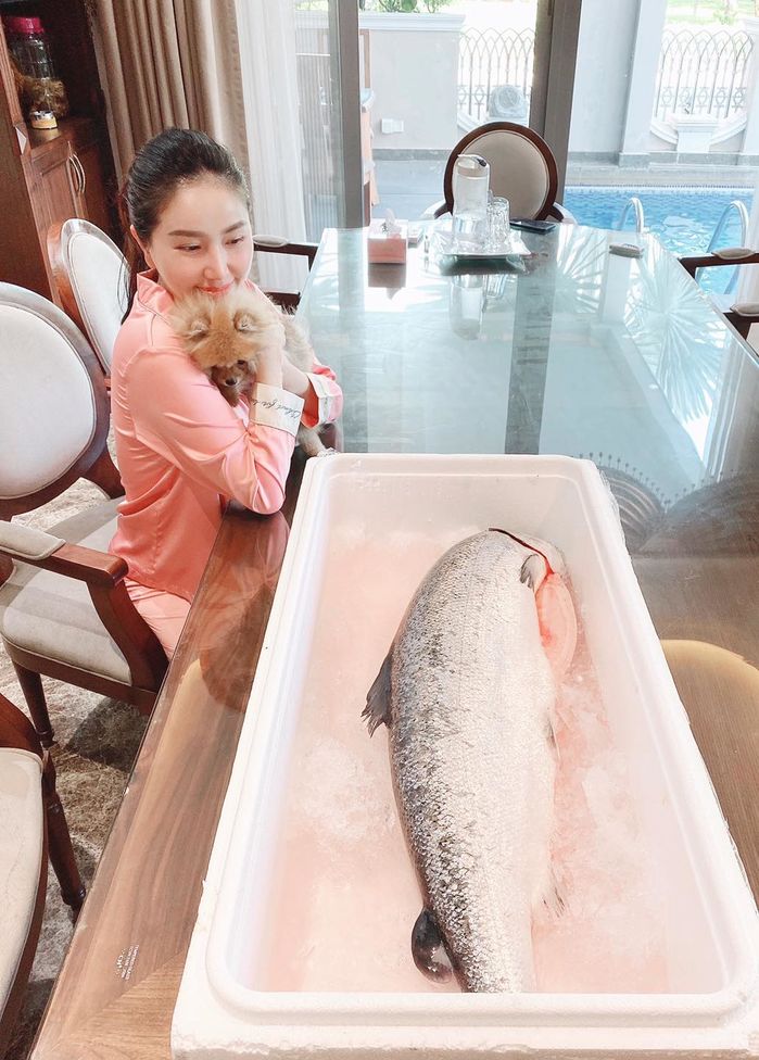 3 mỹ nhân được chồng cưng: Đoàn Di Băng vòi quà có ngay kim cương hiếm