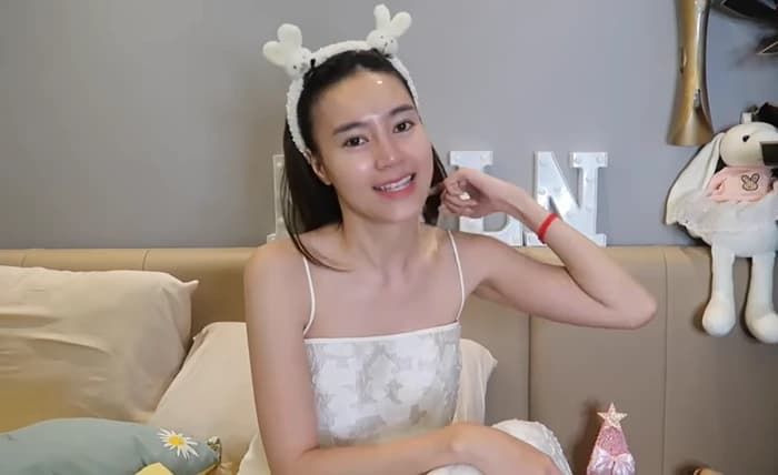 Mỹ nhân Việt khoe mặt mộc mới ngủ dậy: Lan Ngọc chưa phải đỉnh nhất