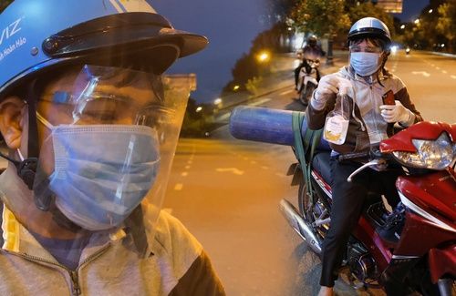 Người bố chở bình ô xy cứu con trong đêm: Con không còn đau đớn gì nữa