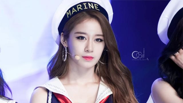 Nữ thần Jiyeon nhan sắc ngày càng lên hương, bị thời gian bỏ quên