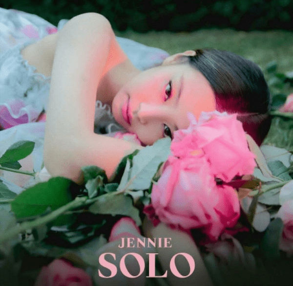 Jennie sau 3 năm  ra mắt SOLO: Loạt outfit stage đẹp mê hồn