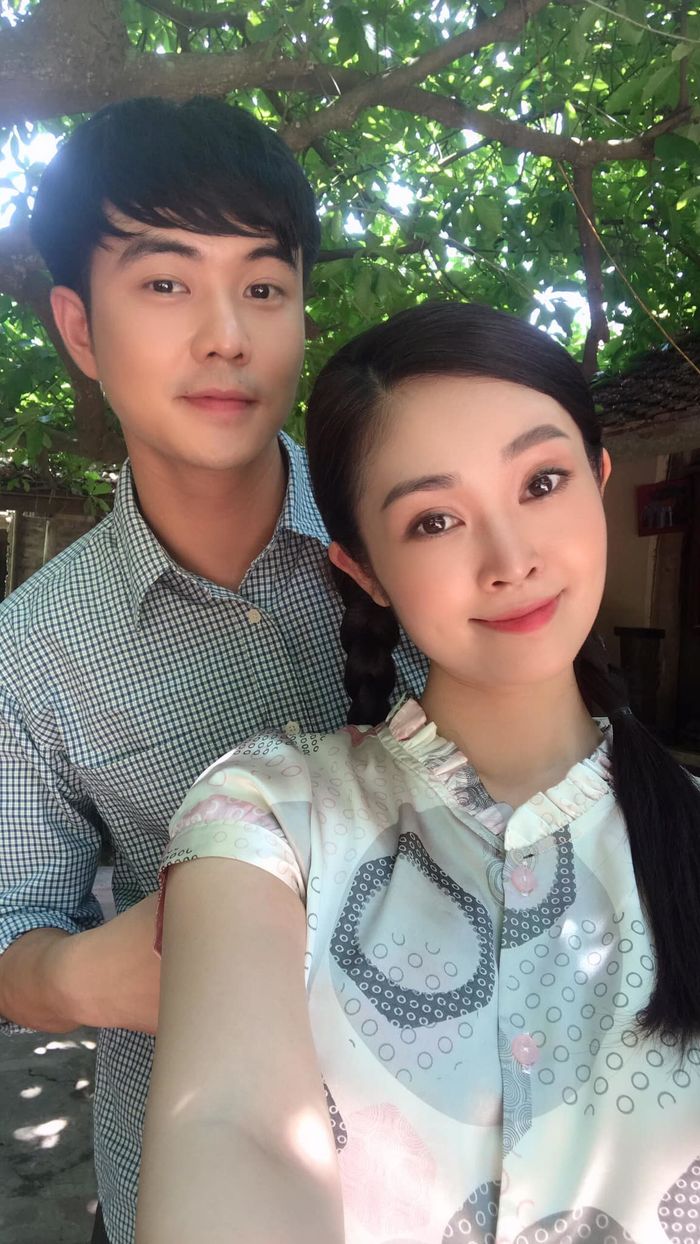 Đám cưới cổ tích của anh công an Phố Trong Làng với vợ MC