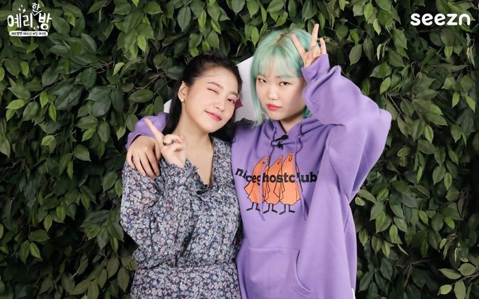5 Kpop được mệnh danh là thánh ngoại giao của làng nhạc Kpop