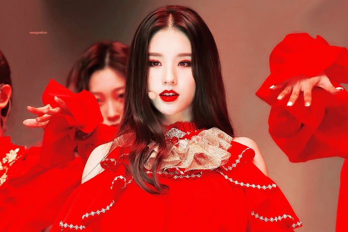 Những mỹ nữ sở hữu góc nghiêng đẹp mê hồn của Kpop
