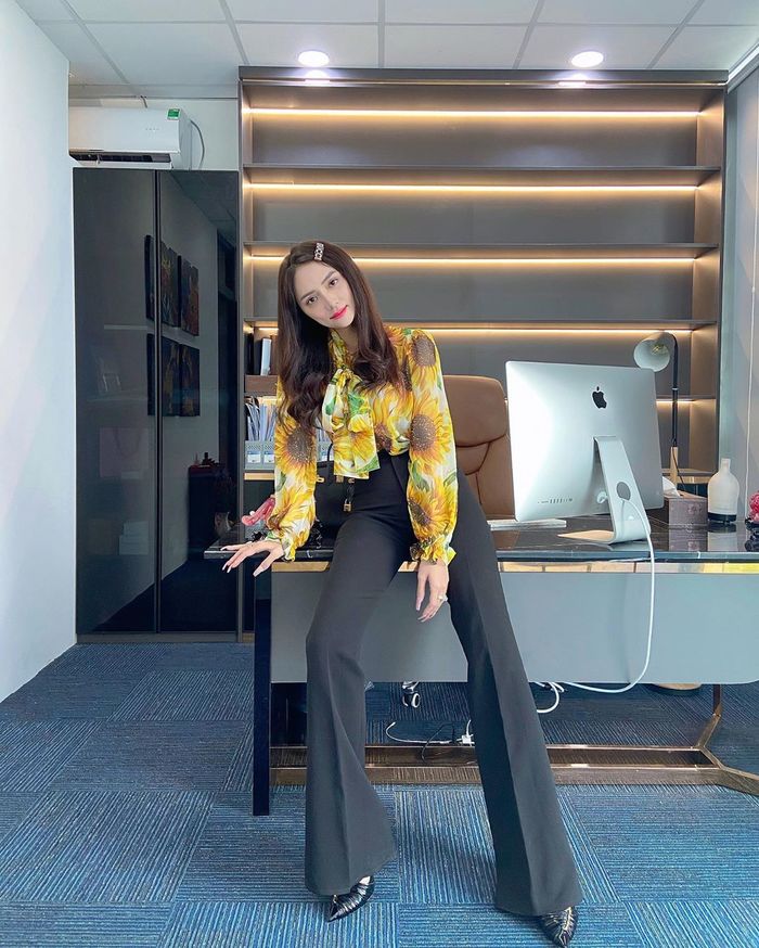 Những set đồ đắt xắt ra miếng của nữ chủ tịch Hương Giang