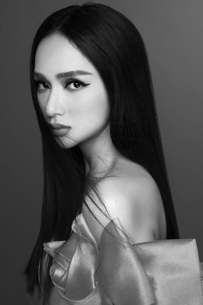 Hương Giang comeback: tình cảm vẫn mặn nồng, ngồi chung mâm đàn chị