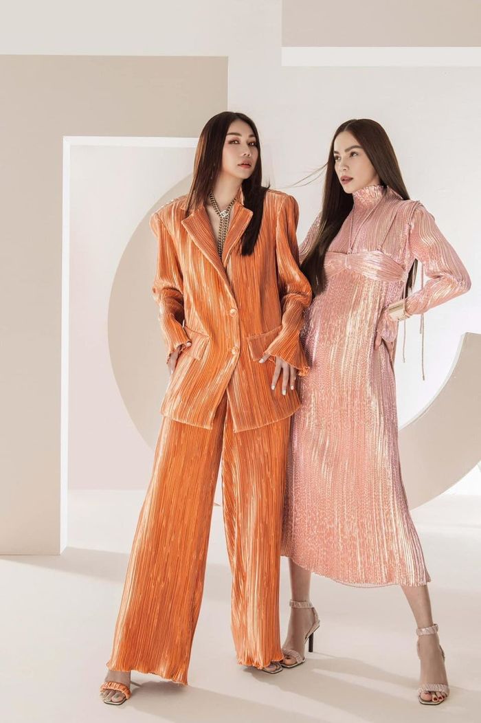 Pha đụng hàng gắt nhất năm: mẹ con kangaroo Đông Nhi quá mạnh