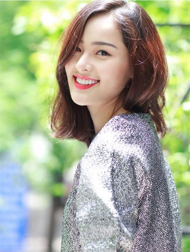 Phải dụi mắt mấy lần mới nhận ra Hạ Vi - mỹ nữ vạn người mê một thời