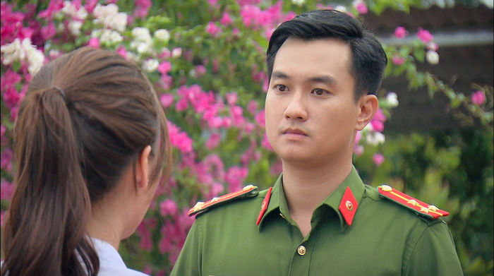 Phố trong làng: Profile của 3 soái ca công an siêu ấn tượng