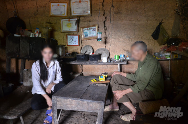 Qua 6 đời chồng khi chỉ ngoài 20, cô gái sinh năm 1994 vẫn lận đận