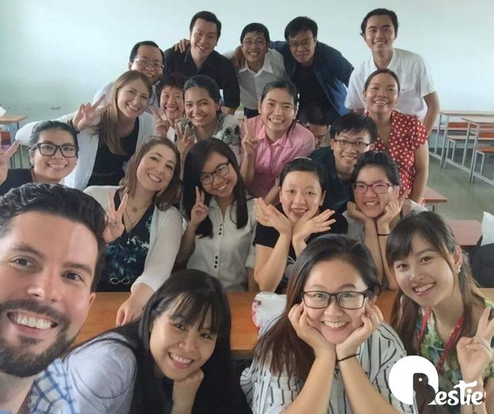 Ngày Nhà giáo Việt Nam 20/11: Giáo viên nước ngoài ở VN được tôn vinh