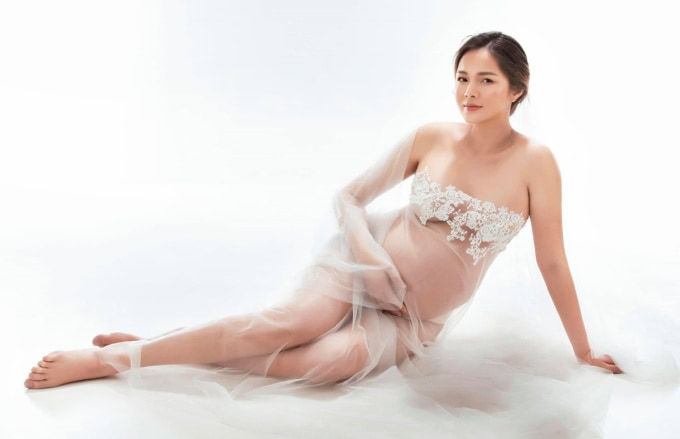 Sao chân ướt đi thi: Diễm Châu từ Á hậu đến bà mẹ 3 con quyến rũ