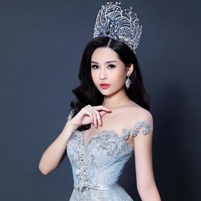 Sao chân ướt đi thi: Lê Âu Ngân Anh nay là giảng viên học vấn khủng