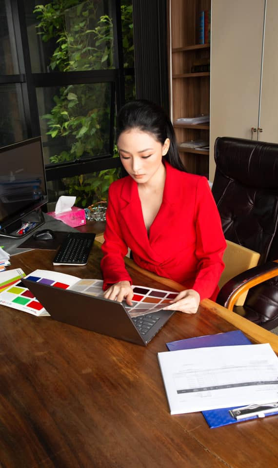 Sao chân ướt đi thi: Trương Hồ Phương Nga làm giám đốc sau biến cố