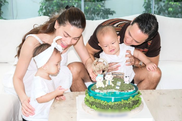 Sao Việt chuyển hướng thành công: người từ diễn viên phụ thành BTV