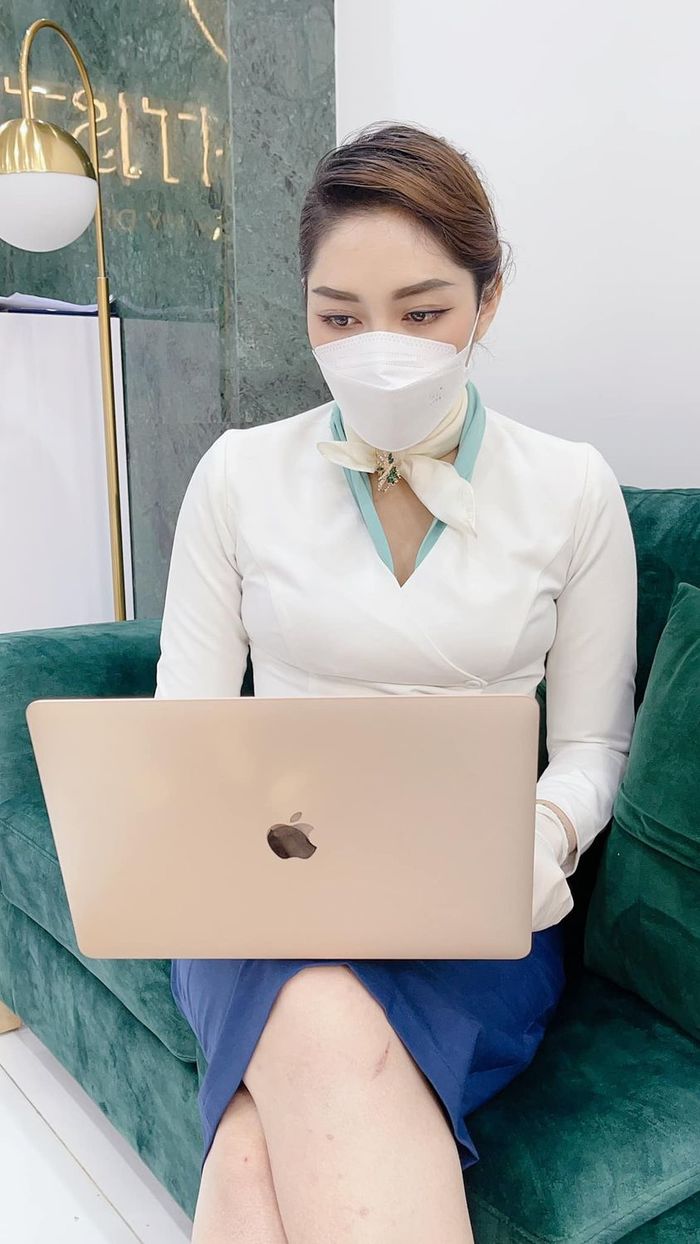 Sao Việt chung tay giúp Đặng Thu Thảo: tạo việc làm, tút lại nhan sắc