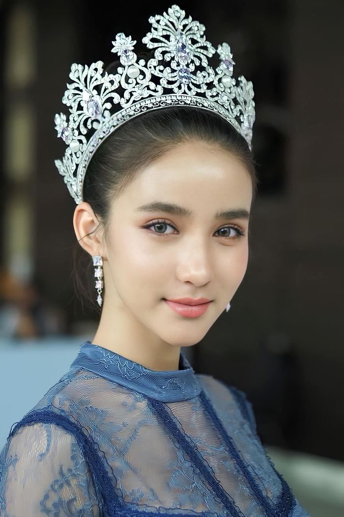 Hoa hậu chuyển giới Thái Lan - Yoshi Rinrada sau 3 năm khám nghĩa vụ