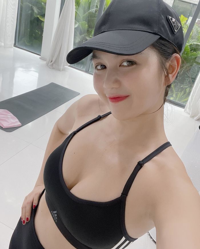 Ngọc Trinh hiện tại đánh mất phong độ thời trang vốn có trước kia
