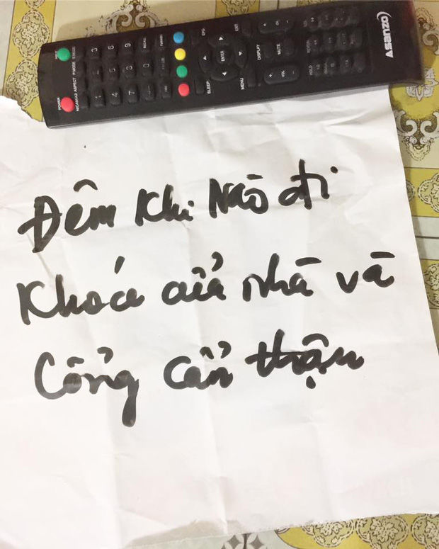 Trứng bố đã luộc rồi con dậy ăn đi nhé: mảnh giấy nhỏ, tình yêu to
