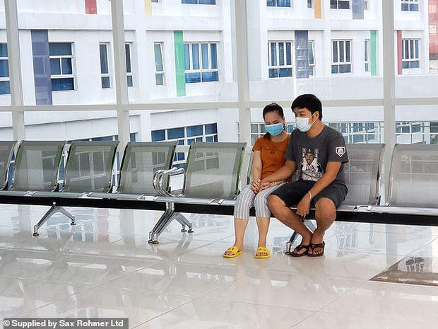 Trước ca mổ dính liền Trúc Nhi - Diệu Nhi: mẹ hai bé từng muốn bỏ cuộc