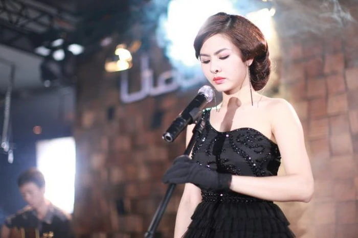 Vân Trang biến hoá trên màn ảnh Việt: Thiện ác gì cân hết