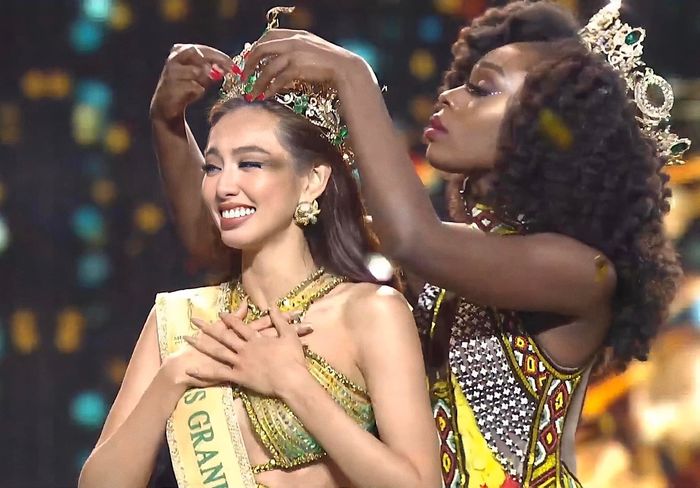 Nhan sắc Tân Miss Grand 2021 khi trút bỏ son phấn: Mặt mộc đỉnh cao