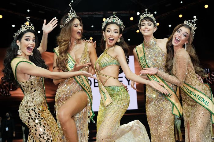 Hình ảnh mới nhất của Thùy Tiên trên cương vị Miss Grand 2021