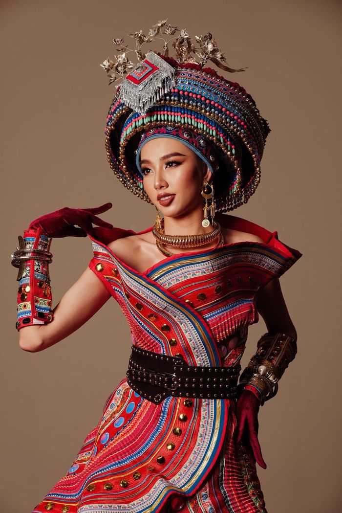 Thùy Tiên diện trang phục dân tộc Thái, đọ sắc Miss Grand Chiang Mai