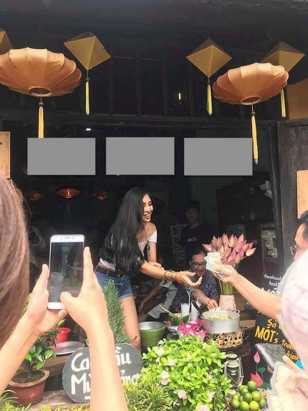 Nhan sắc dàn Hoa Hậu qua ống kính người đi đường