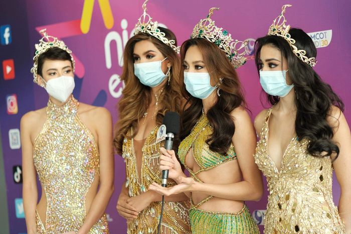 Á hậu 1 được giữ lại ở Thái để hoạt động cùng Tân Hoa hậu Thùy Tiên