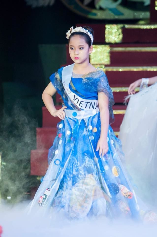 Bella Vũ từ Hoa hậu nhí Thanh lịch đến Hoa hậu Sinh thái teen Quốc tế