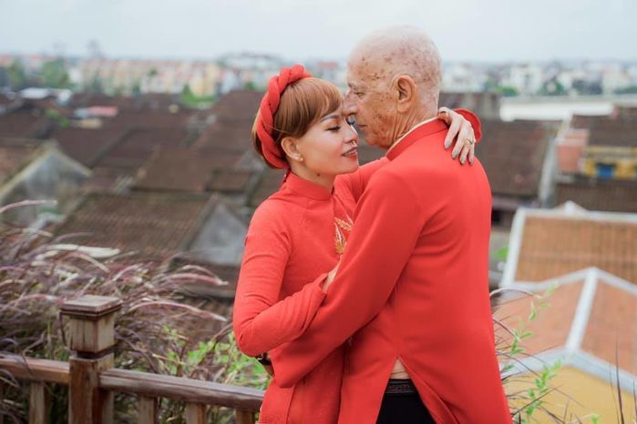 Bộ ảnh cưới xúc động của cô gái Việt viết nên cổ tích với chồng Tây