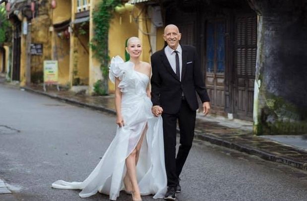 Bộ ảnh cưới xúc động của cô gái Việt viết nên cổ tích với chồng Tây