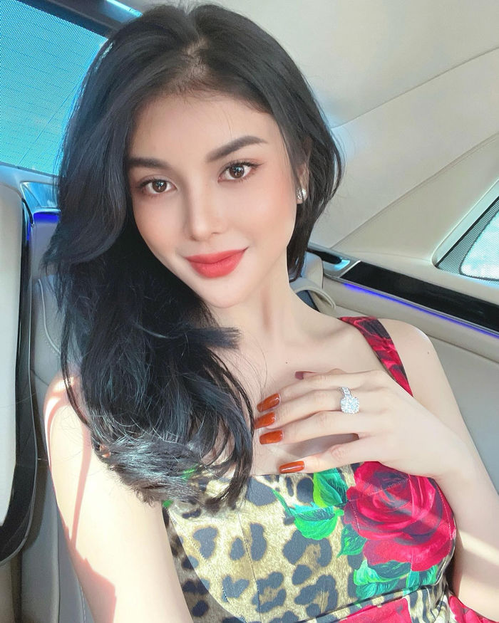 Bóc giá bộ sưu tập túi tiền tỷ của Lily Chen bị nhà nội khước từ