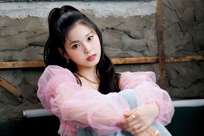 Bốn đời em út xinh đẹp nhà JYP, tân binh liệu có maknae chuẩn xưa?