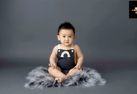 Cháu ngoại cố ca sĩ Phi Nhung: mới 1 tuổi đã cao lớn vượt trội