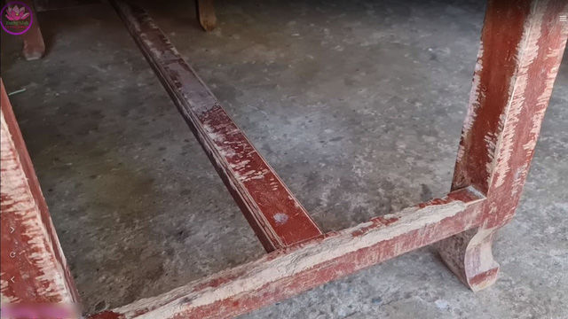 Cậu bé mù Trà Vinh không ăn một hạt cơm chỉ gặm gỗ