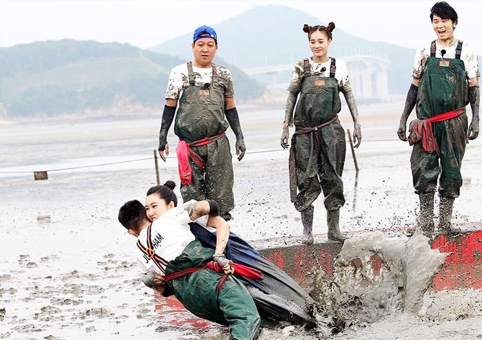 Đã tìm ra lý do không ai xem Thúy Ngân là con gái tại Running Man