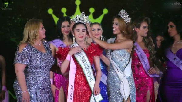 Bella Vũ đăng quang Hoa hậu Sinh thái tuổi teen Quốc tế 2021