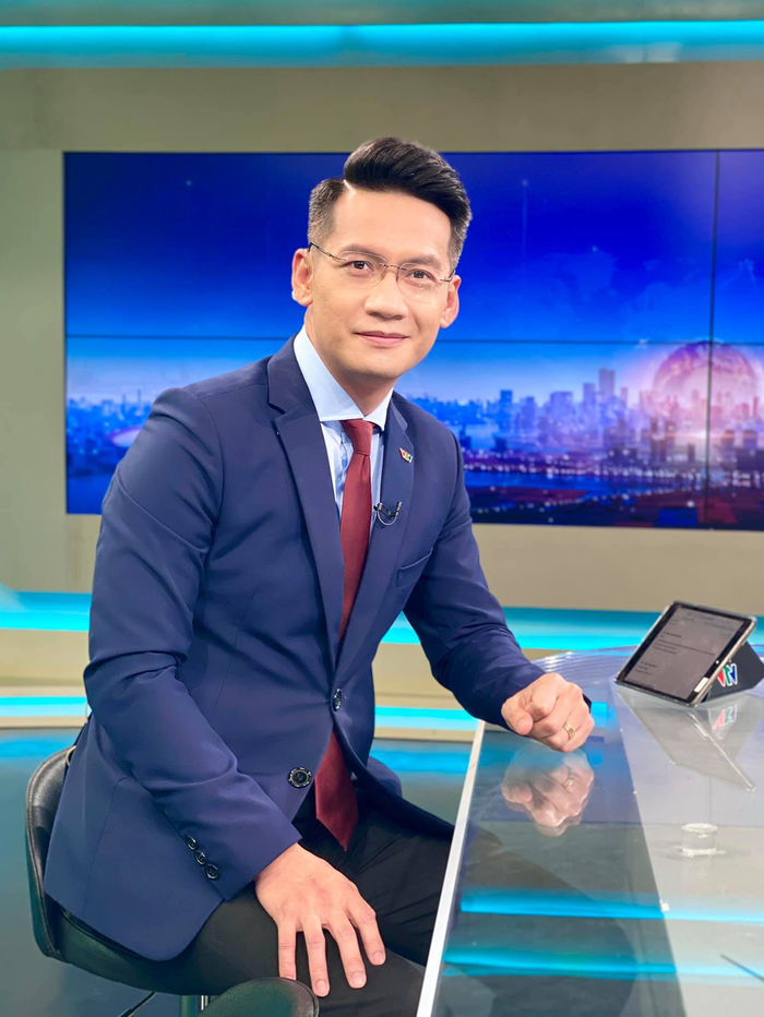 Dàn BTV Thời sự thế hệ mới ở VTV: Thu Hà dẫn Thời sự khi mới 23 tuổi