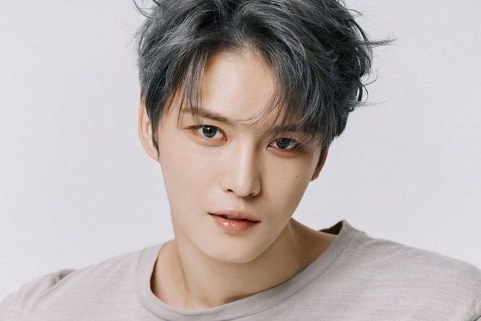 Tiêu chuẩn nhan sắc riêng để lựa chọn gà của loạt ông lớn Kpop
