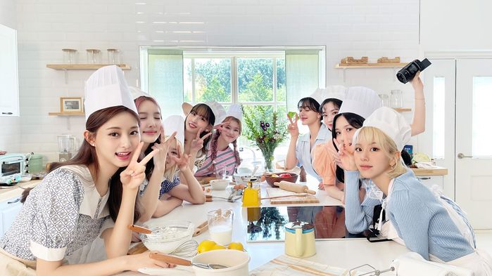 Tiêu chuẩn nhan sắc riêng để lựa chọn gà của loạt ông lớn Kpop