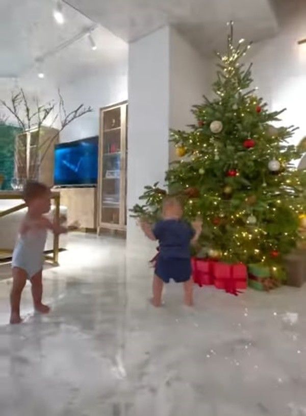 Đọ cây thông Noel nào đẹp nhất của giới siêu giàu