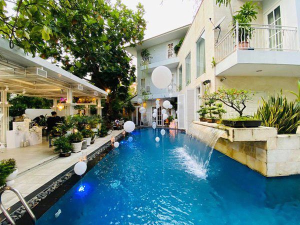 Nhà của các đại gia Shark Tank to cở nào?