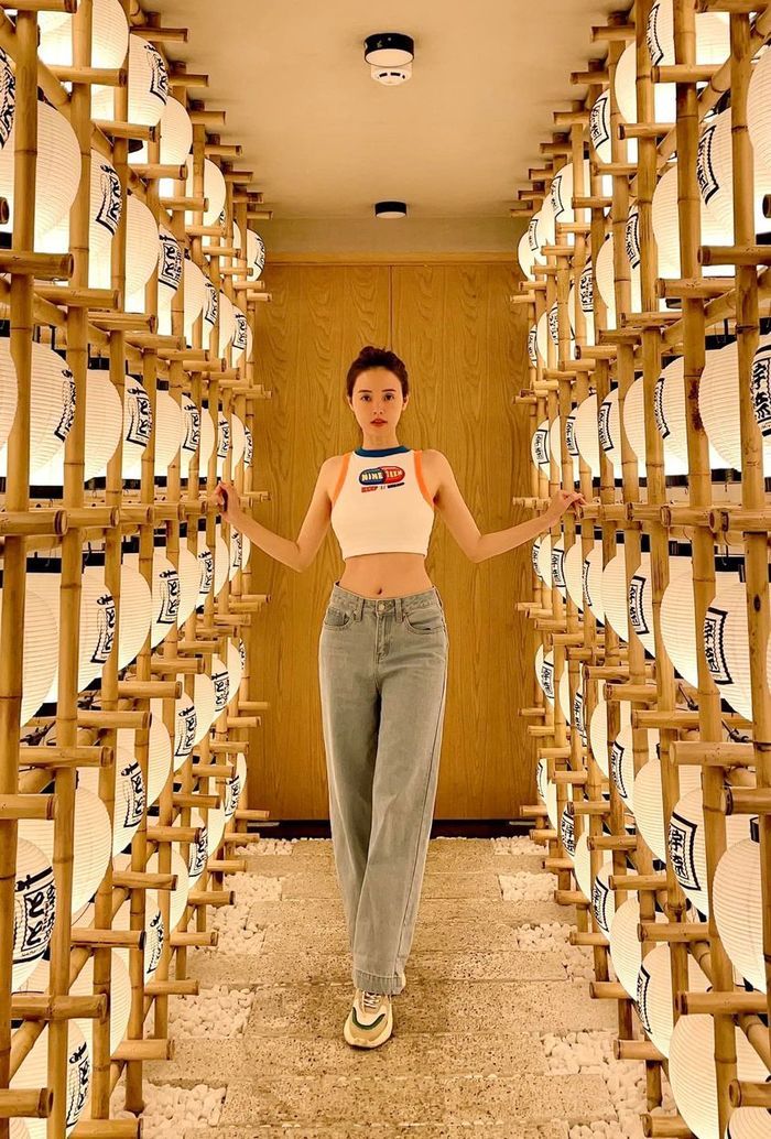 Giảng viên Midu: vòng eo vượt mặt Ngọc Trinh, 10 phút bán chục lô đất