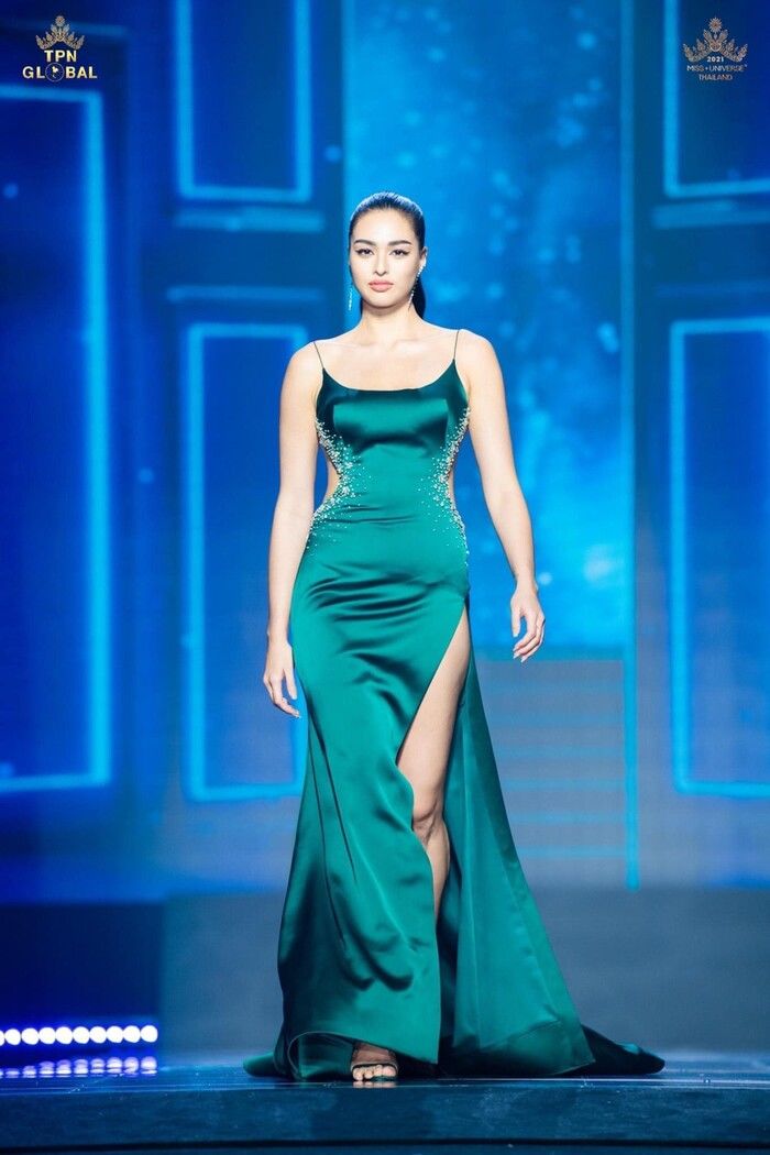 Hoa hậu Thái Lan 71kg được chào đón ngày trở về: fan Việt học hỏi