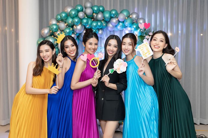 Hội bạn thân đình đám của Miss Grand 2021: Toàn Hoa, Á hậu nổi tiếng