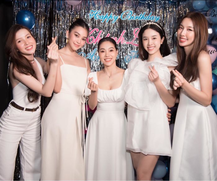 Hội bạn thân đình đám của Miss Grand 2021: Toàn Hoa, Á hậu nổi tiếng