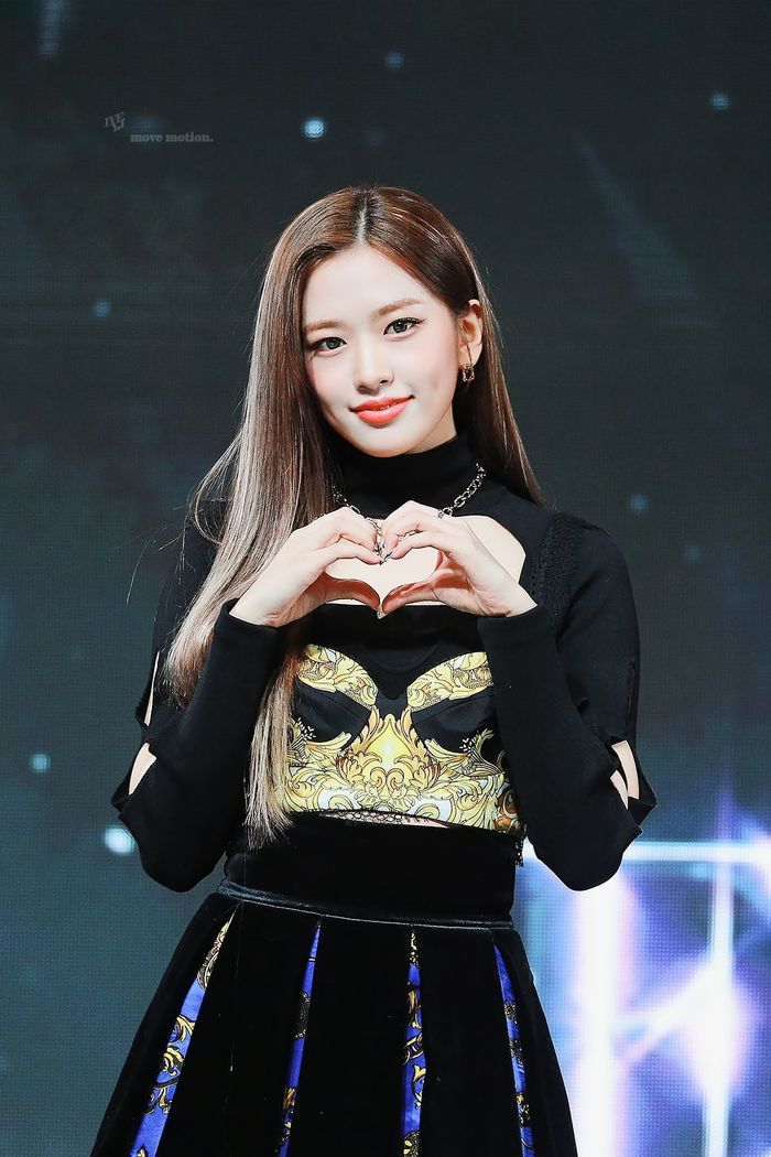 IVE - Tân binh xu cà na khi liên tục dính thị phi gây tranh cãi